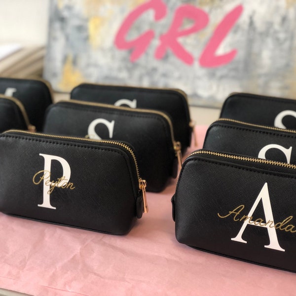 Monogramm Schminktasche mit Namen | Personalisierte Kosmetiktasche aus Kunstleder | personalisierte Seifentasche | personalisiertes Geschenk | Brautjungfer vorhanden