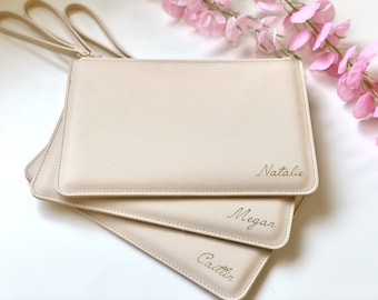 Pochette personalizzata con nome / Regalo per la damigella d'onore / regalo per la sposa / Regalo damigella d'onore / Regalo personalizzato per lei / Addio al nubilato