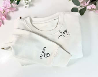 Wifey Sweatshirt | Personalisiertes Geschenk für sie | Geschenk für Braut | Braut Pullover | Braut Shirt | Brautpaar Geschenk | Eine sehr besondere Kette