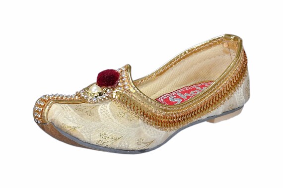 Punjabi mojari online sale