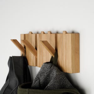 Handcrafted Oak Entryway Rack with Magnetic Coat Hooks