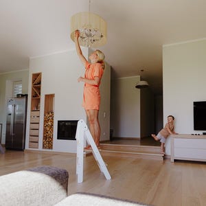 Hopfällbart kökstorn: Montessori-pall för lärande bild 2