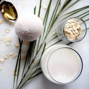 Oatmeal + Honey Milk Bath Bomb