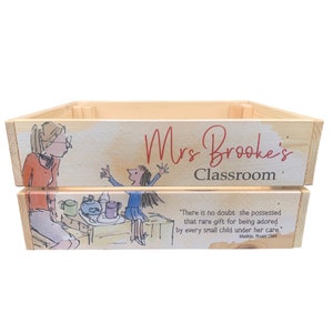 Personalised teacher crate, teacher gift, classroom box, keepsake, school, nursery, childminder, teaching assistant, books