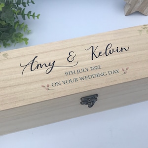 Personalised wooden wine box, wedding gift, newly weds, personalised wedding gift, anniversary gift, wine gift, champagne gift, wedding day