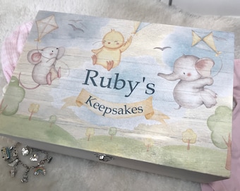 Personalised wooden keepsake box, memory box, gift box, children box, baby box, wooden box, baby gift, child gift, christening, kite animals