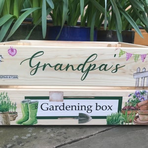 Personalised gardening box, gardener, gardening gift, garden lover, Grandparent gift, Dad gift, Mum gift, gardening tools, garden box, plant image 9