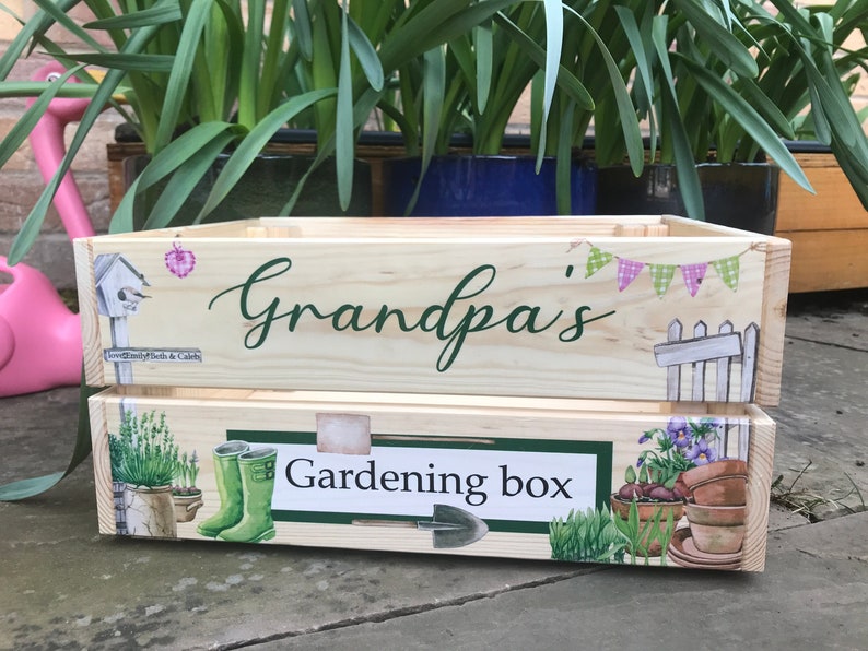 Personalised gardening box, gardener, gardening gift, garden lover, Grandparent gift, Dad gift, Mum gift, gardening tools, garden box, plant image 1