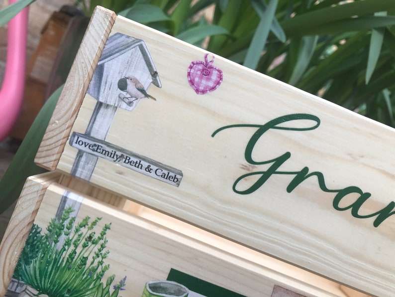 Personalised gardening box, gardener, gardening gift, garden lover, Grandparent gift, Dad gift, Mum gift, gardening tools, garden box, plant image 8