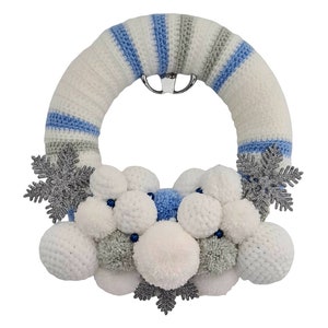 Crochet Christmas Wreath Pattern - Snowfall (US Terms)