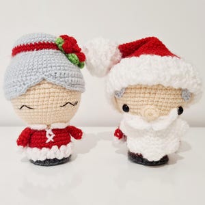 Mini Crochet Christmas Characters - Santa and Mrs Claus