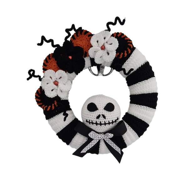 Crochet Halloween Wreath Pattern - Nightmare