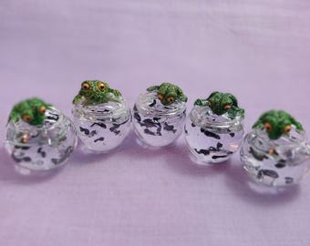 Frog and Tadpole Fish Bowls (MM140)