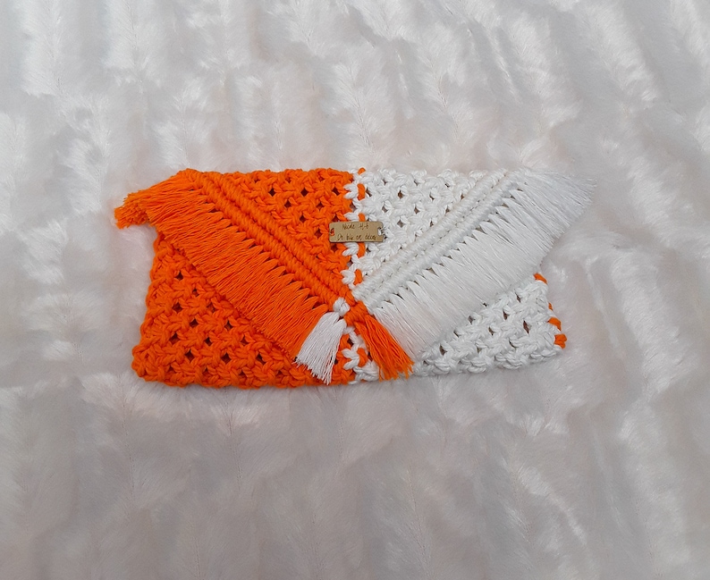 Macrame pouch