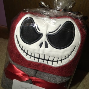 Skelton Hooded bath/beach towel Free personalization