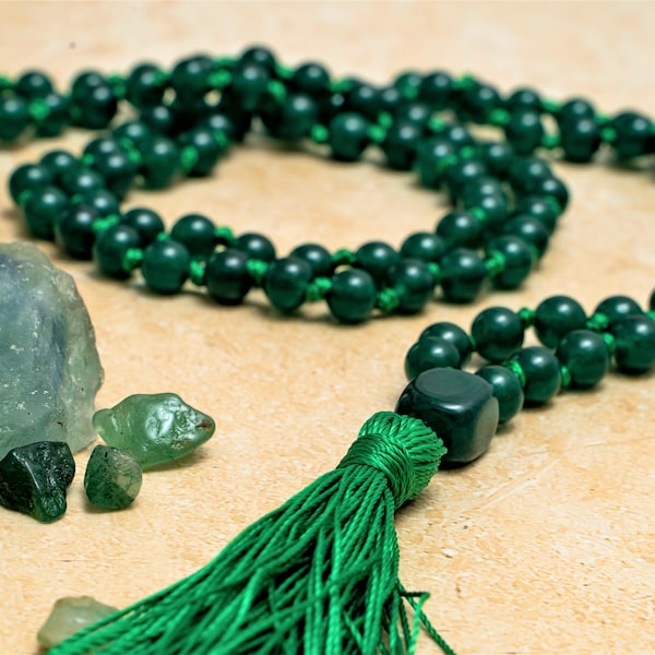 Mala Beads 108 8mm Green Jade With Matching Green Jade Bracelet, Mala Necklace  Hand Knotted  Prayer Beads Meditation Beads Yoga Necklace