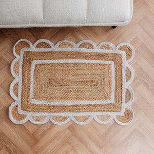 Cotton And Jute Round Braided Rug / Stripy Round Jute Rug