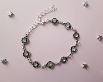 Tibiten Silver Tone Elven Style Bracelet / Anklet Crystal Eye Shape Charms Gift Boho Festival UK