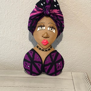 African American wreath attachment