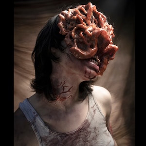 Clicker mask (the last of us)