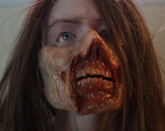 Realistic Zombie Ghoul Mask for Horror Films, Walking Dead Cosplay, Halloween & Post-Apocalyptic Costumes