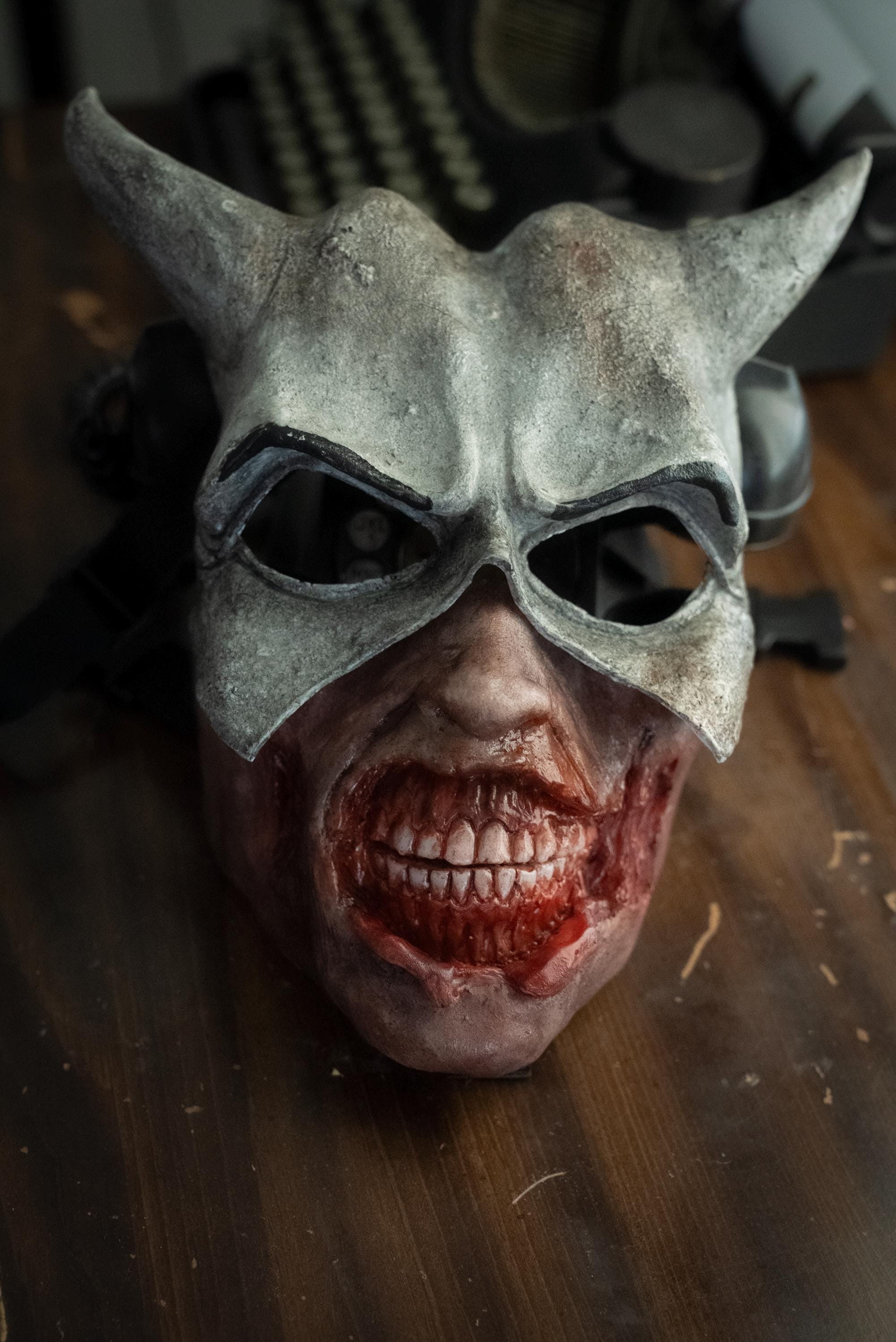 Black Phone Grabber Mask: Horror Film Replica for Scary Halloween Cosplay and Gothic Roleplaying