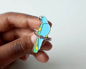 Parrot Enamel Pin Badge - Gold Plated - Caribbean - Tropical Birds - Turquoise - Green