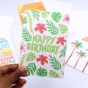 Joyeux anniversaire paradis - coloré - tropical - fleurs - Caraïbes - carte d'anniversaire - fleurs tropicales - plantes - Monstera