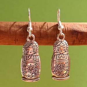 Matryoshka Dangle Earrings, Russian Nesting Doll Jewelry, Folk Art Earrings, Gift for Her