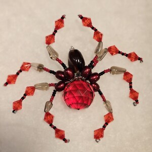 Beaded Spider Ornament: Upcycled Jewelry Display
