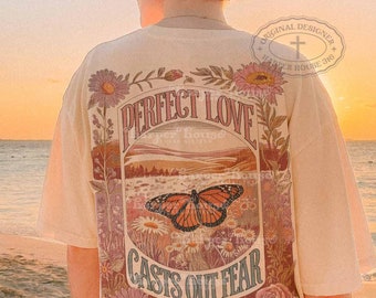 Diseños de camisetas cristianas bohemias con mariposas PNG para mujer, diseños de sublimación, transferencias DTF con versículos bíblicos florales, camisetas gráficas vintage estilo cottagecore