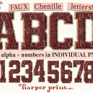 Può includere: Lettere in finta ciniglia color borgogna con bordino di glitter dorato. Le lettere sono A, B, C e D. I numeri da 0 a 9 sono inclusi anche nell'immagine. Il testo "full alpha + numbers in INDIVIDUAL PNGS!" è sotto le lettere. Il testo "harper printeo." è sotto i numeri.