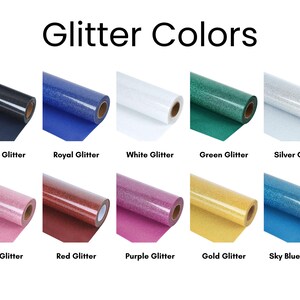 Puede incluir: Una variedad de colores de purpurina en rollos, incluyendo negro, azul real, blanco, verde, plateado, rosa, rojo, morado, dorado y azul cielo.