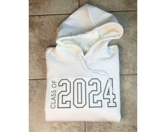 Sudadera para personas mayores bordada, regalo de clase de 2025, regalo de graduación personalizado, clase de 2024, personalización de manga, cuello redondo o sudadera con capucha
