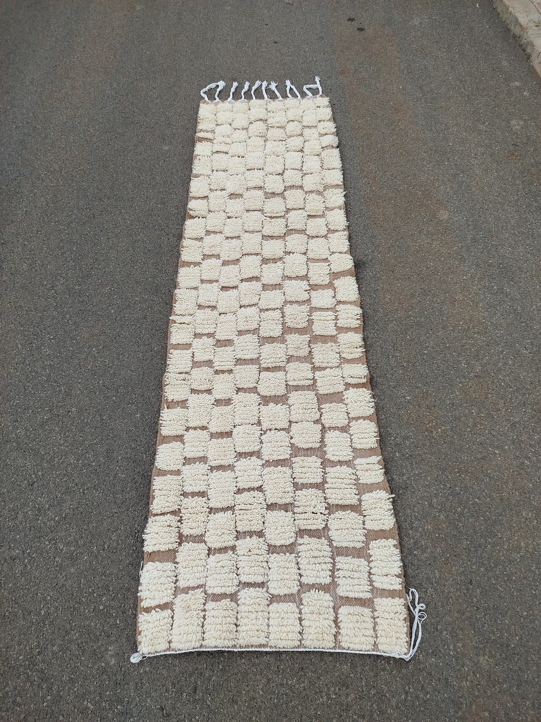 Checkered Moroccan Runner White Rug: Hand-knotted Wool Hallway Carpet ...
