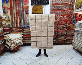 Handmade Wool Moroccan Checkered Rug: Berber Checkerboard Design