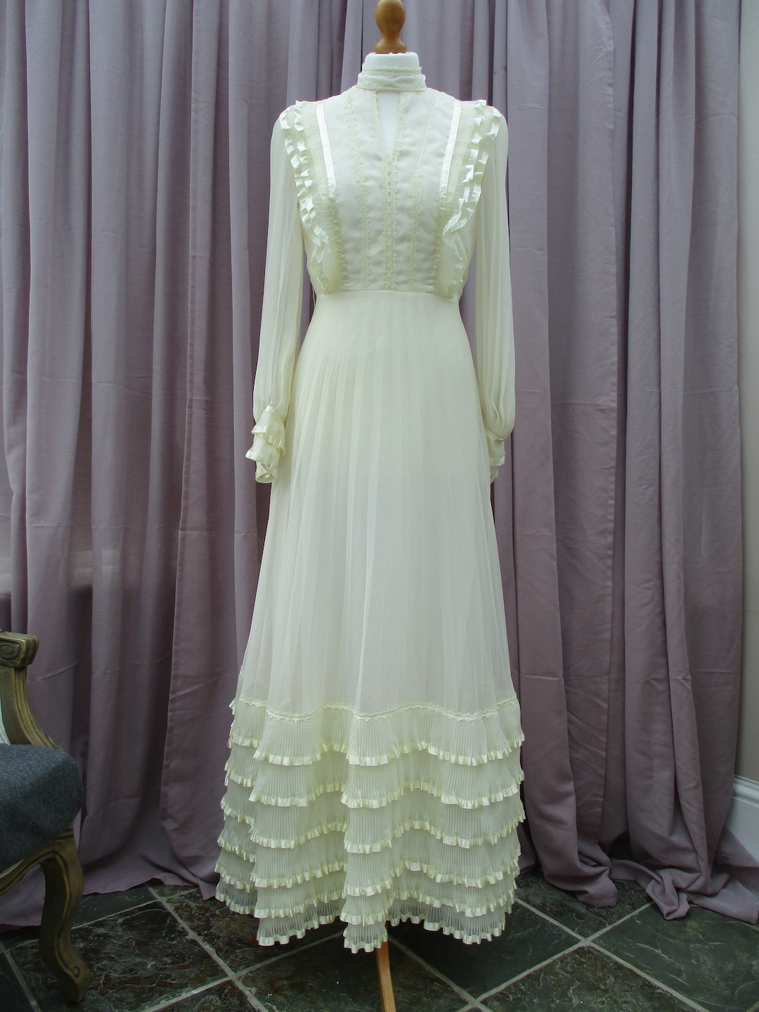 Buy 70s Pronuptia De Paris Wedding Dress Online in India