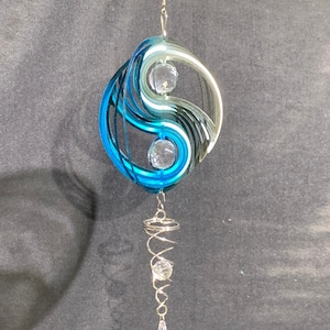 YIN and YANG Wind Spinner 6&quot; with Mini Twister Tail Crystal Balls. Silver&Blue Color. Home and Garden Decoration. Stainless Steel.