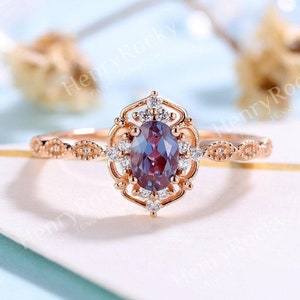 Anello di fidanzamento vintage con alessandrite, anello in oro rosa, anello nuziale con moissanite, anello nuziale con diamanti, anello Milgrain unico in stile Art Déco, anello per anniversario.