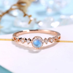 Vintage Moonstone Engagement ring Rose Gold Round cut ring Diamond Milgrain Bridal Unique Art deco ring Prong set Anniversary Promise ring