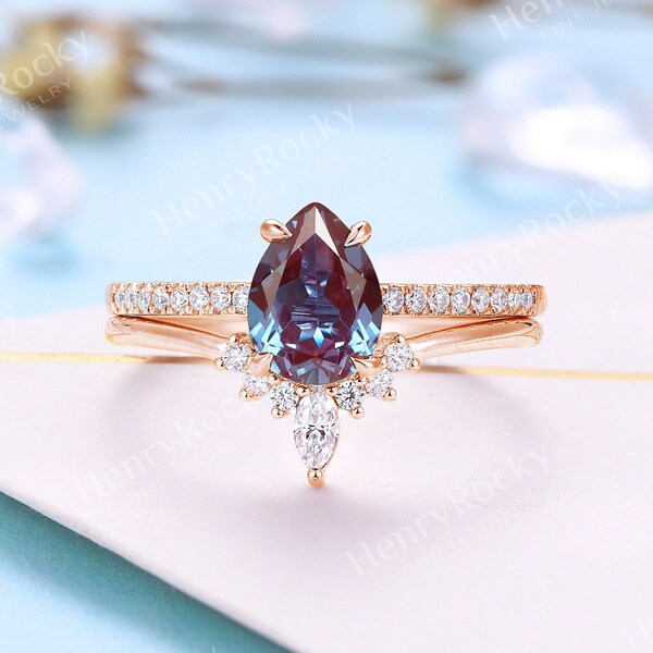 Pear shaped Alexandrite Engagement Ring set Vintage Rose Gold Diamond/Moissanite ring Antique Half Eternity Bridal Set Anniversary ring set