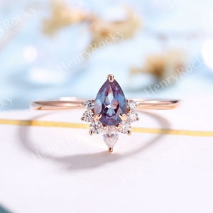 Vintage Alexandrite Engagement ring Pear cut Ring prong set ring Dimond Bridal Art deco Moissanite wedding Ring Anniversary Promise Ring