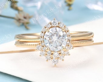 Vintage Moissnaite Engagement Ring Yellow Gold Ring Unique Round cut wedding set  Halo ring Bridal set Promise Anniversary ring