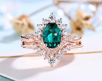 Vintage oval shape lab emerald engagement ring set rose gold twist ring round cut moissanite ring curved band anniversary bridal set