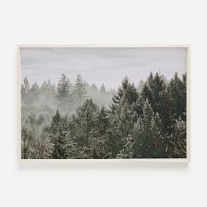 Paisaje de árboles forestales, arte de pared imprimible, impresión de paisaje, cartel del bosque brumoso, arte de la pared del bosque, arte de la naturaleza, cartel de árboles, arte horizontal