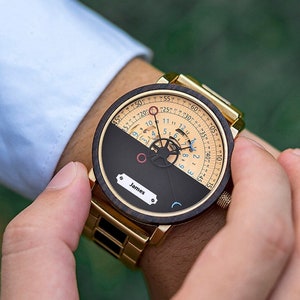 Gravierte Mechanische Holzuhr Gravur Herrenuhr Personalisierte Armbanduhr mit individuell eingravierter Handschrift Bild 1