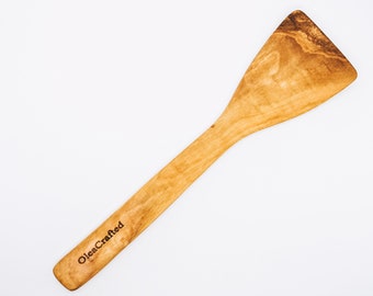 Wide Dan Spatula - Italian Olive wood - Engrave Name/Logo