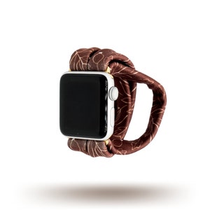 Autumn Fig Yoga Band® for Apple Watch Series (All), Samsung Galaxy, & Fitbit Versa, 38mm 40mm 41mm 42mm 44mm 45mm - Dót Outfitters