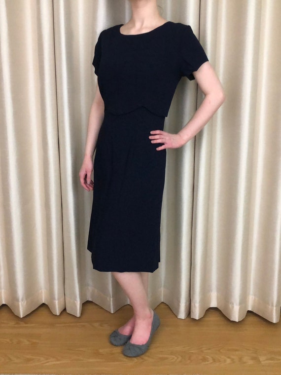 50s 60s Navy Blue Dress w/ Scalloped Waistline & C