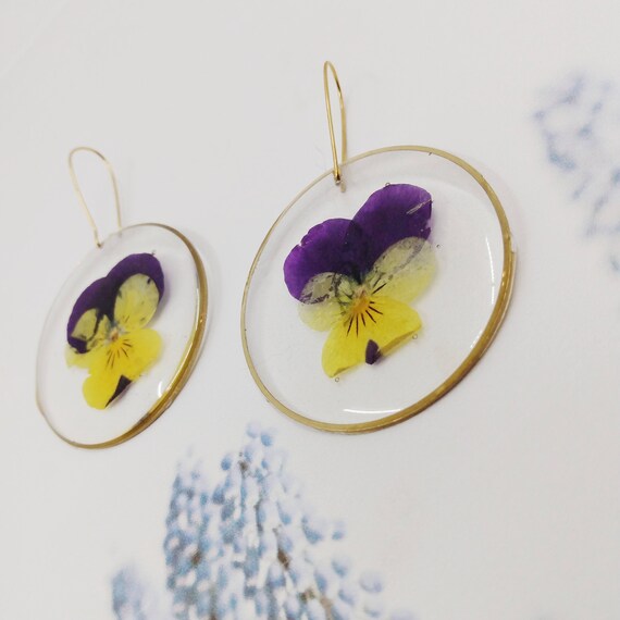 Etsy pressed flower earrings deals
